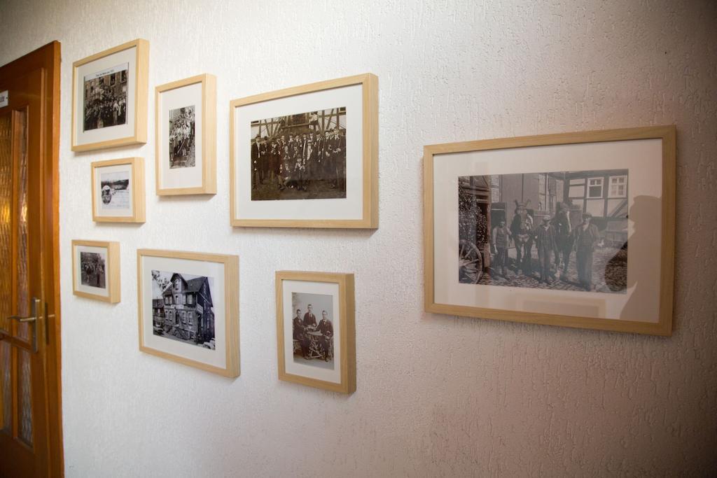 ホテル Zur Hessischen Schweiz Doernhagen エクステリア 写真